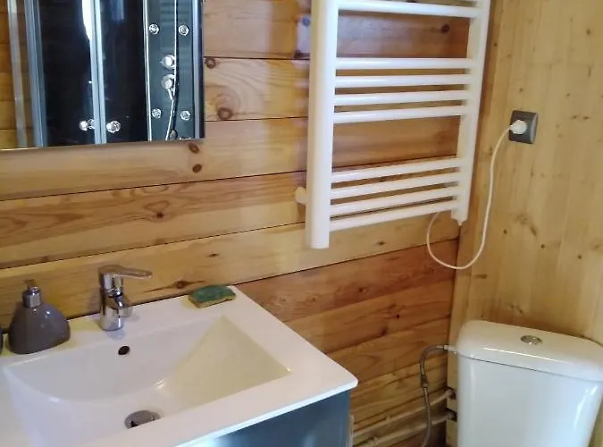 Les 5 Loups Шале *